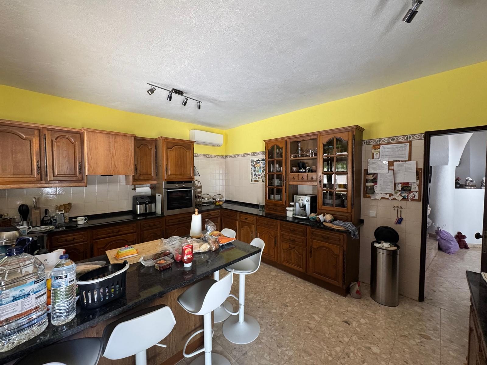 Casa das Rochas kitchen